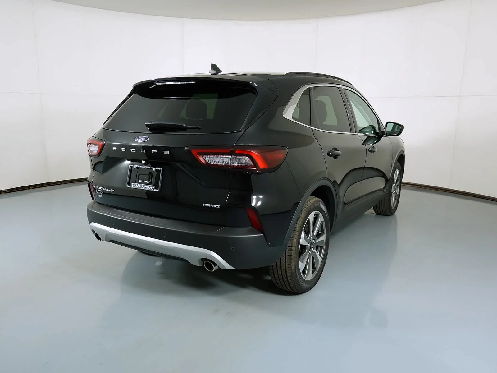 Used 2025 Agate Black Ford Platinum image 3