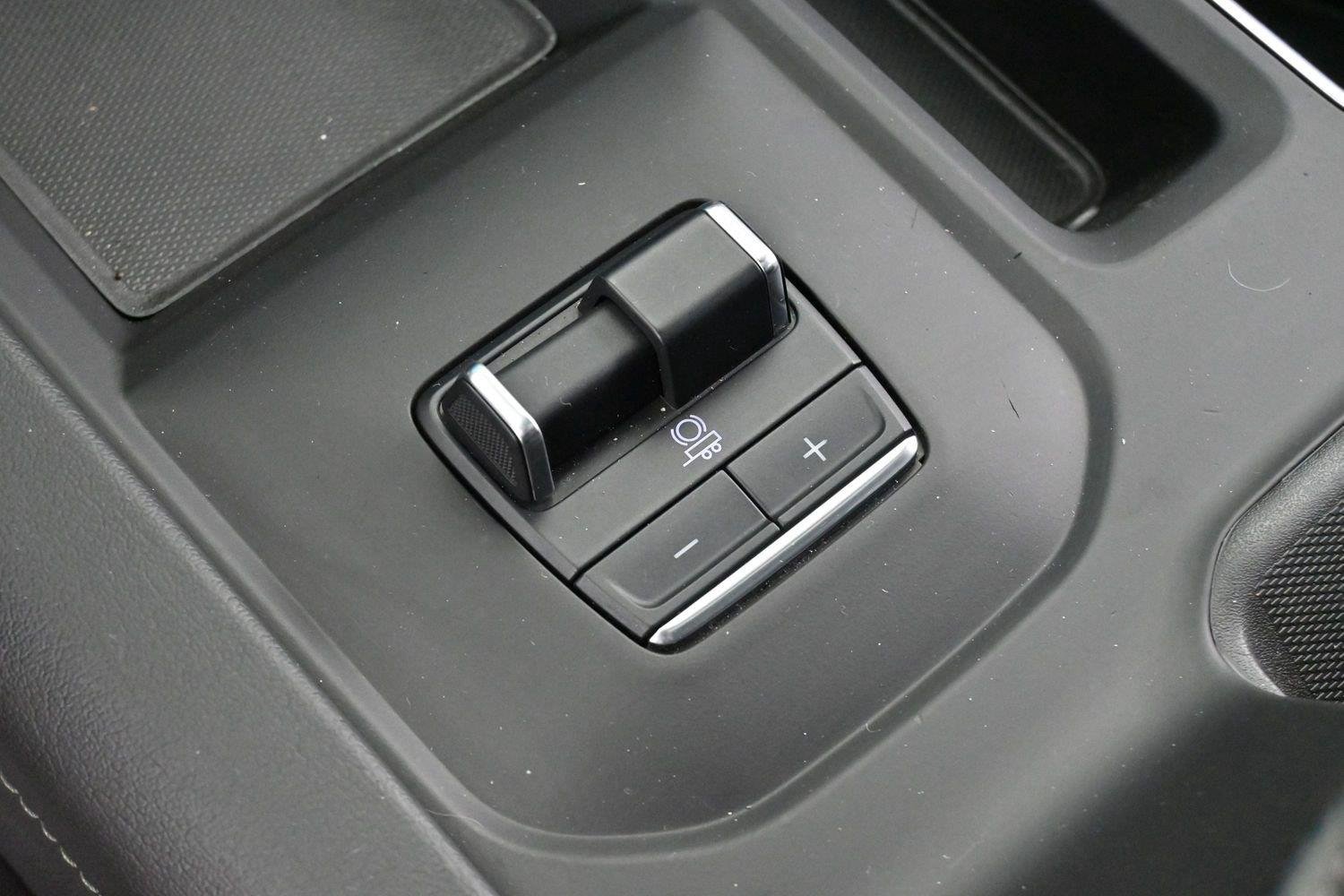 Used 2024 Onyx Black GMC Denali image 28