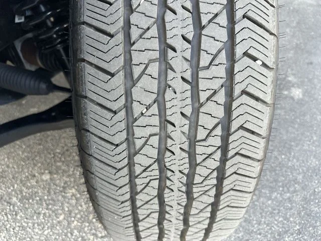 Used 2025 White Ford Platinum image 11