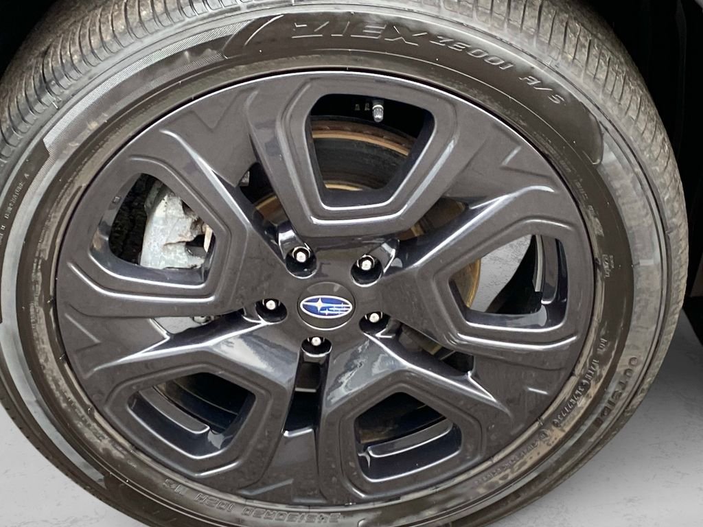 Used 2024 Gray Subaru Onyx Edition image 31