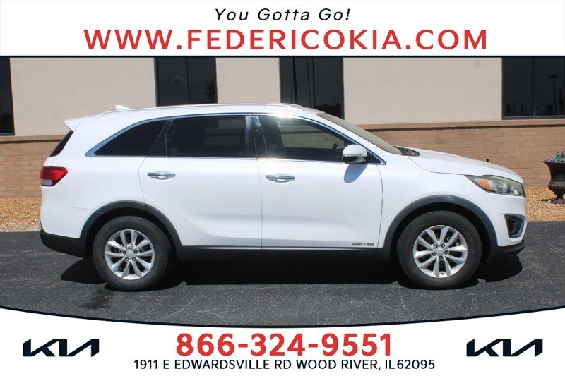 2016 Kia Sorento LX