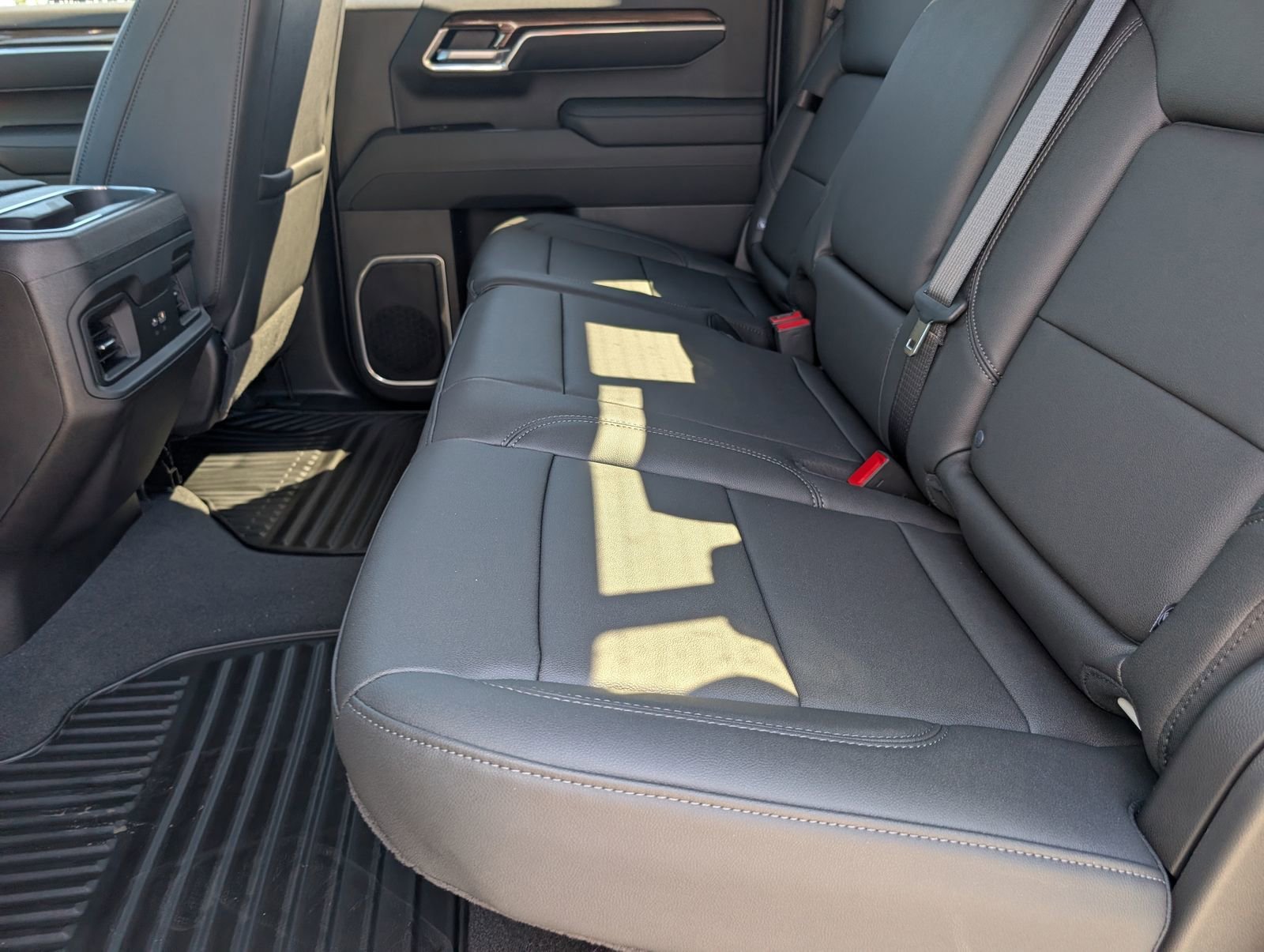 2026 Chevrolet Silverado 1500 RST - Photo 9