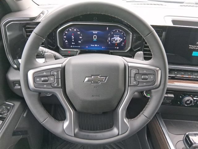 New 2026 Summit White Chevrolet LT Trail Boss image 9
