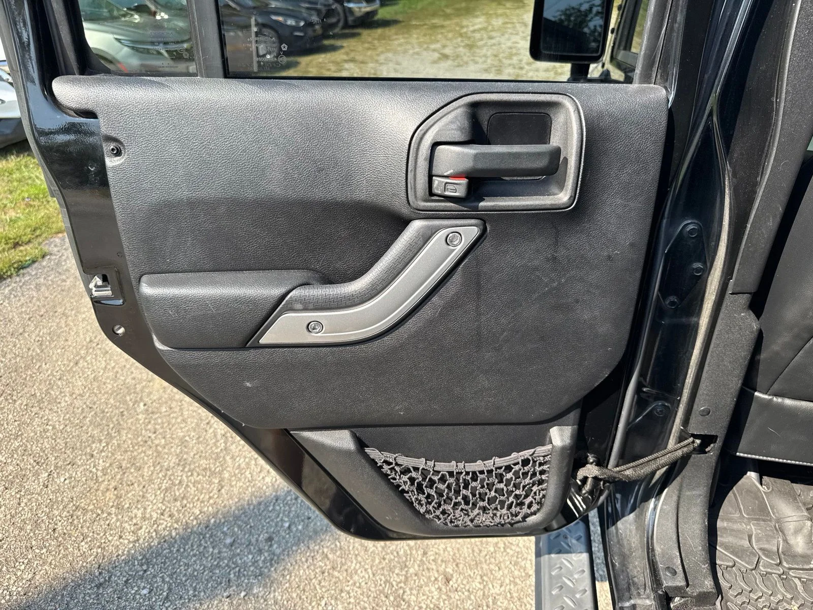 Used 2014 Black Jeep Unlimited Rubicon image 17