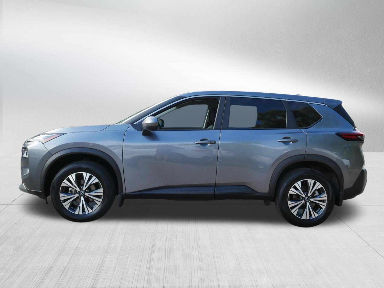 Certified Used 2023 Gun Metallic Nissan SV image 4