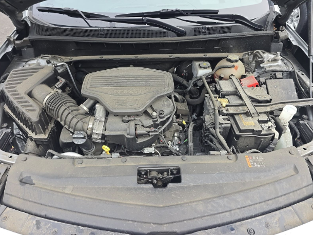 Used 2023 Silver Cadillac Premium Luxury image 6