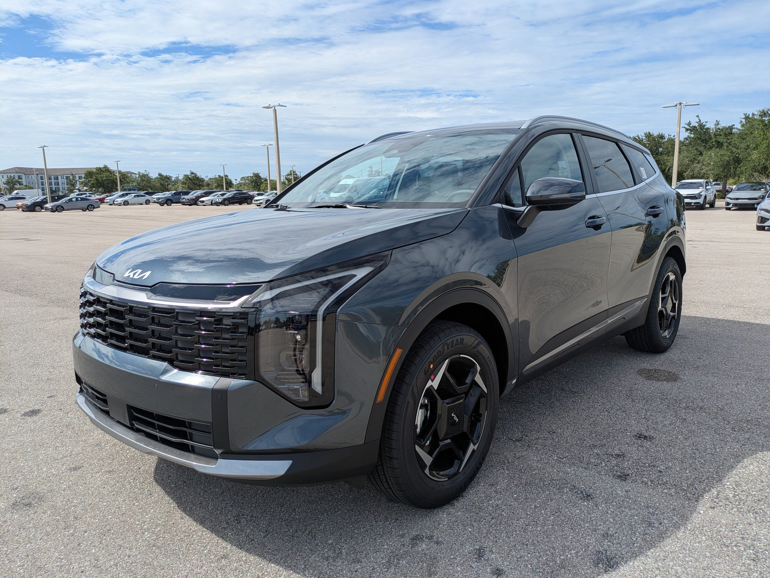 New 2026 Gravity Gray Kia EX image 10