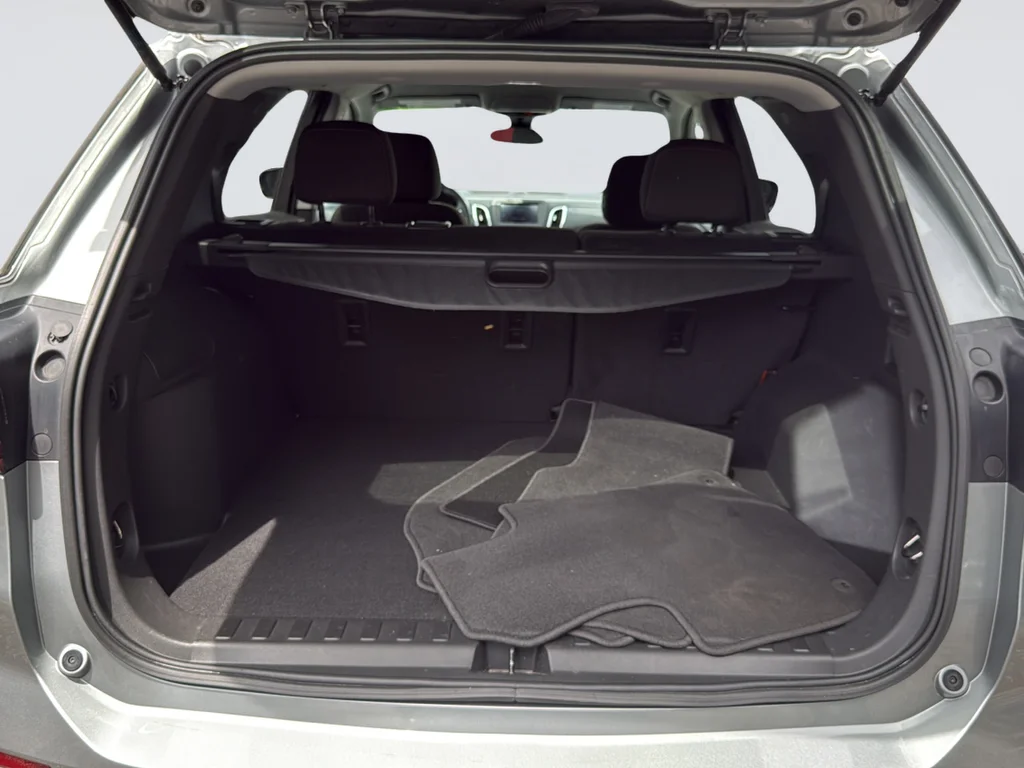 Used 2023 Gray Chevrolet LT image 11