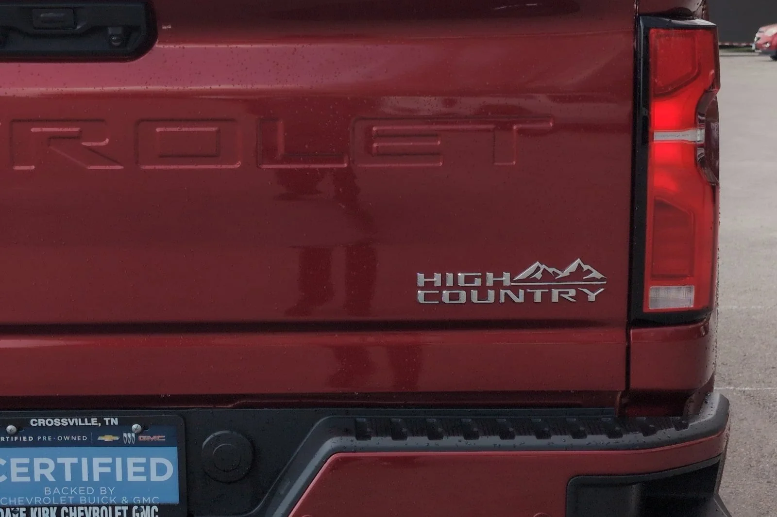 Used 2024 Radiant Red Tintcoat Chevrolet High Country image 28