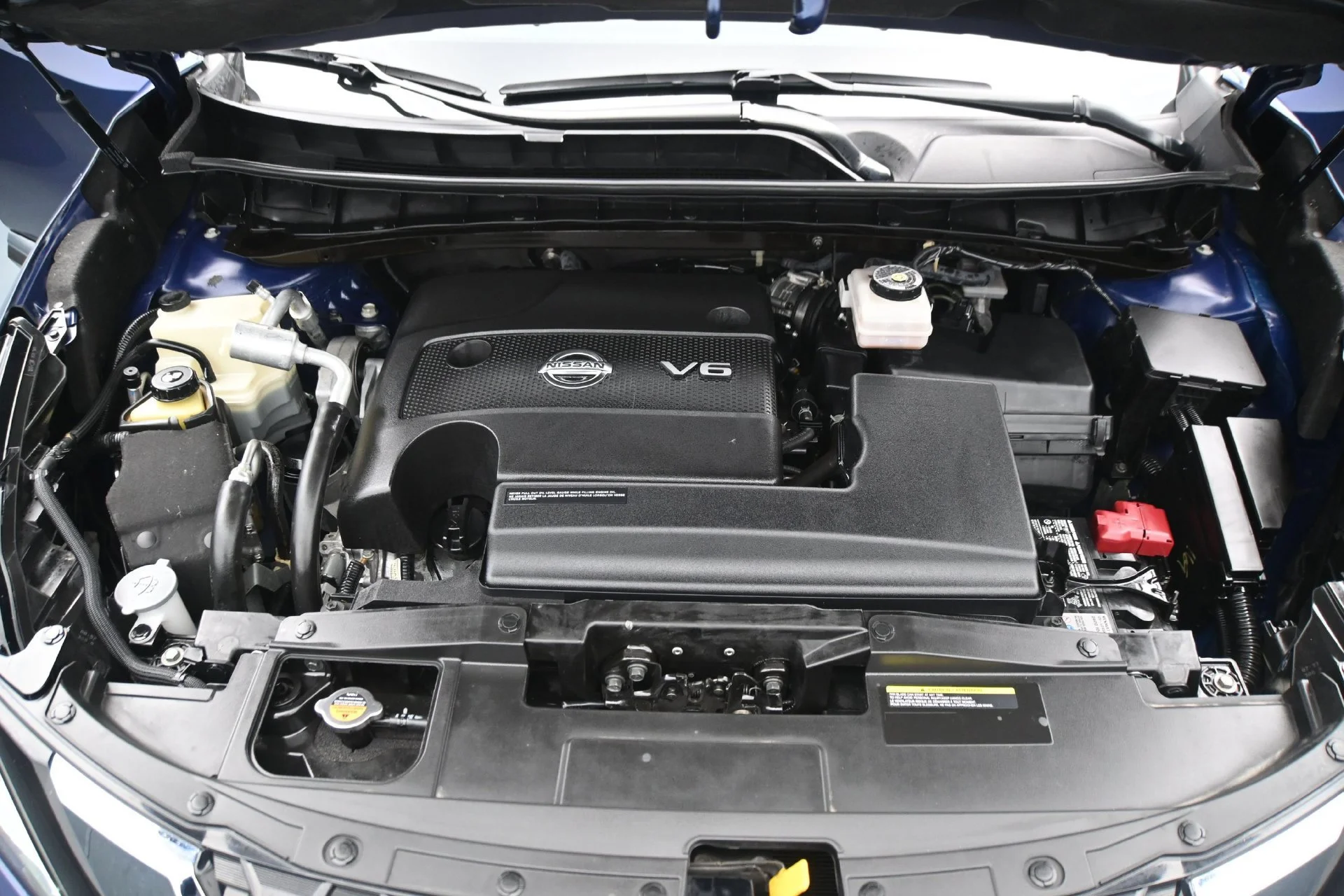 Used 2020 Deep Blue Pearl Nissan SL image 28