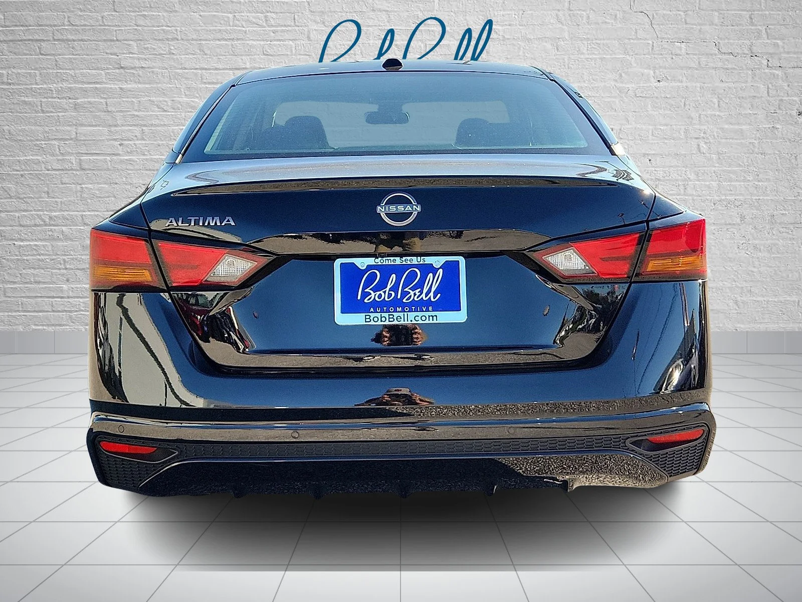Used 2025 Super Black Nissan 2.5 SV image 5