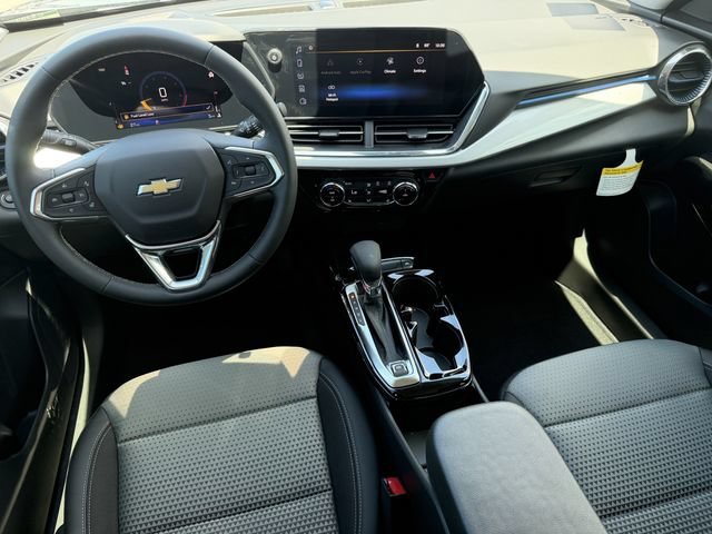 2026 Chevrolet Trax LT - Photo 15