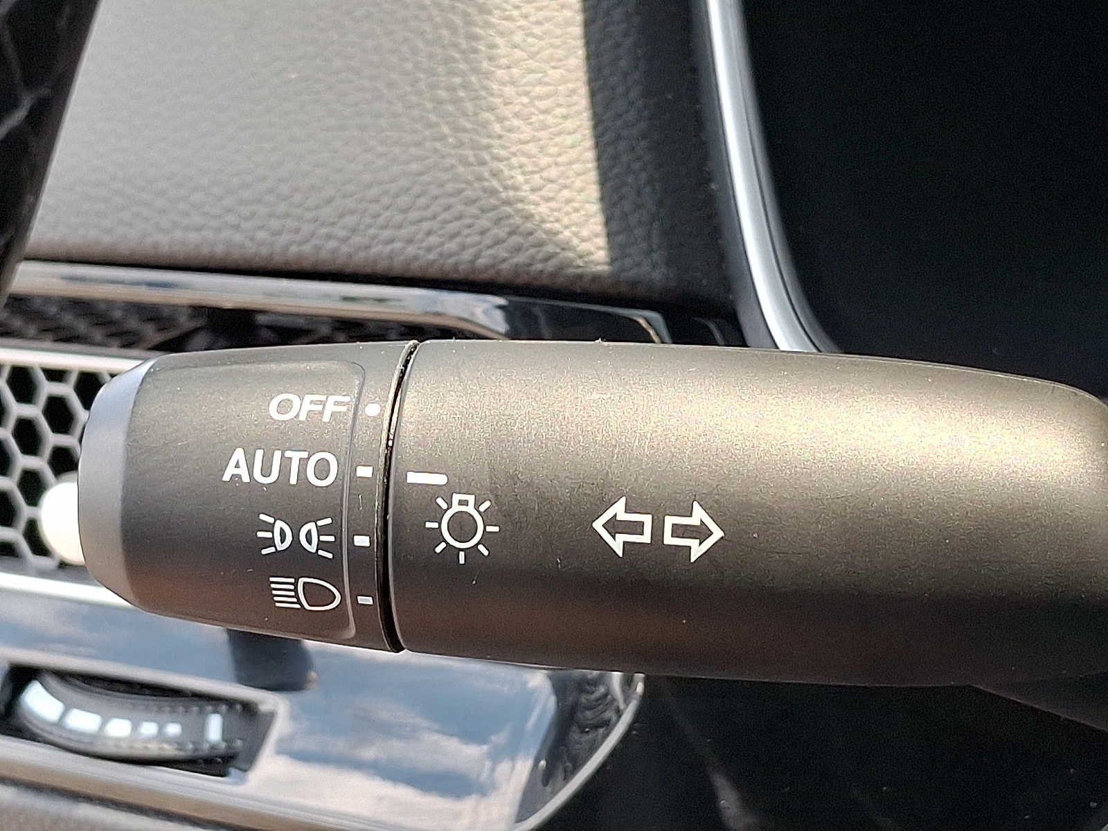 Used 2023 Meteorite Gray Metallic Honda EX-L image 25