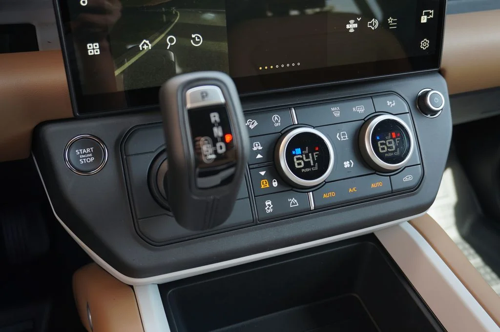 New 2026 Carpathian Grey Land Rover S image 27