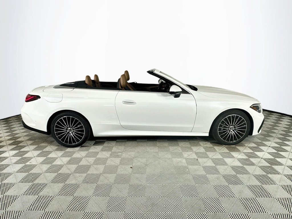 New 2027  Mercedes-Benz CLE 450 image 8