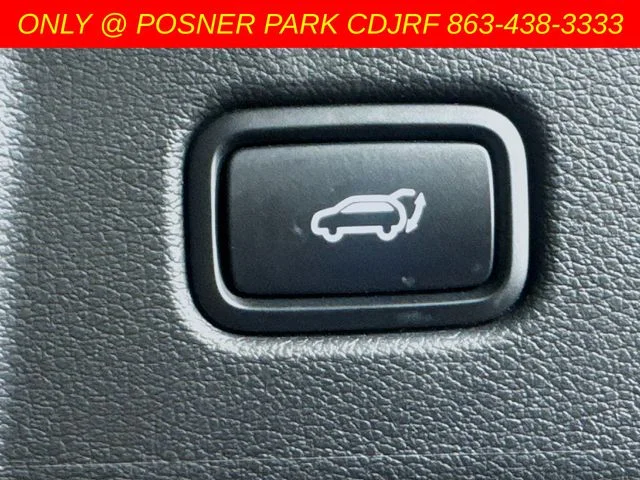 Used 2021 White Kia SX image 28
