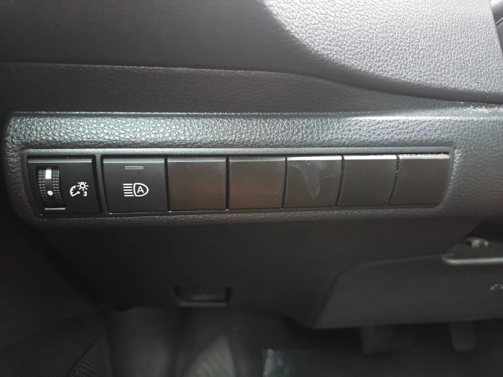 Used 2024 White Toyota LE image 12