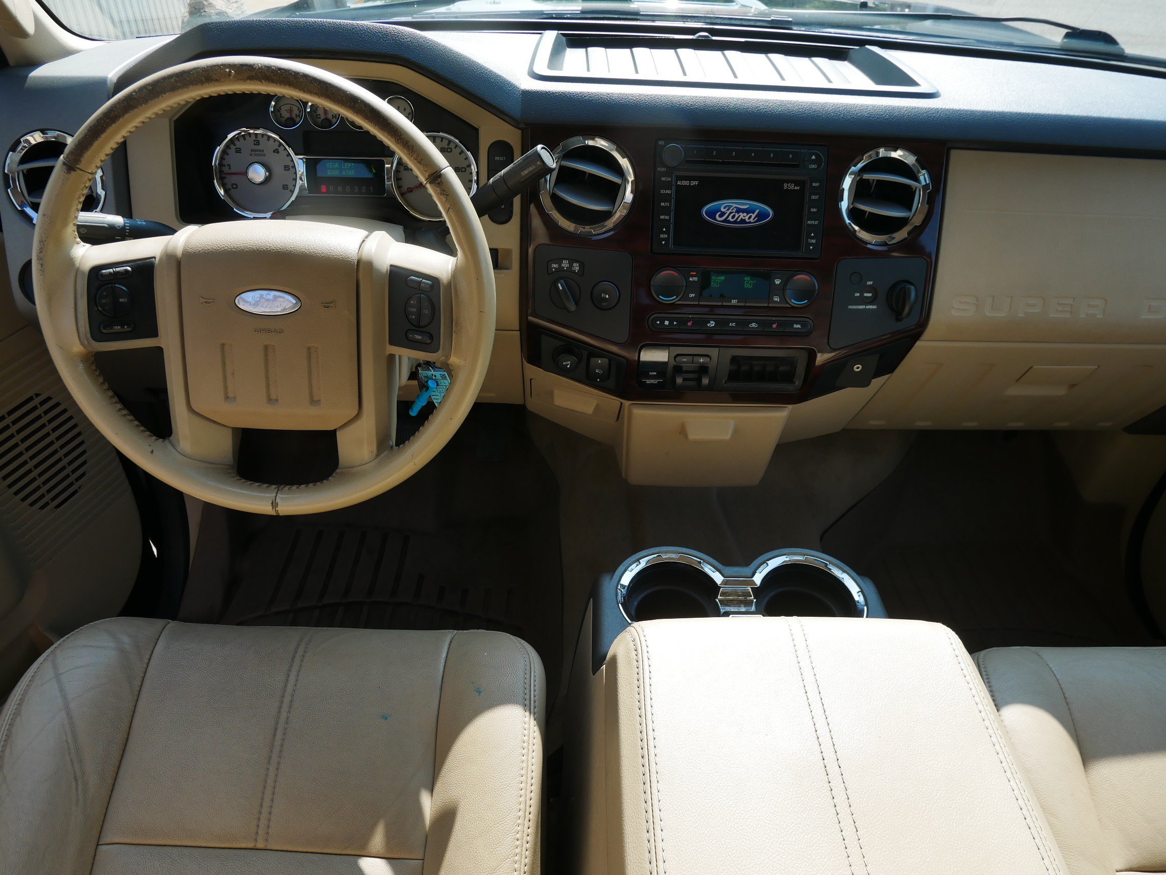 Used 2008 Black Ford Lariat image 15