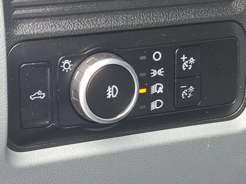 Used 2023 White Ford XLT image 30