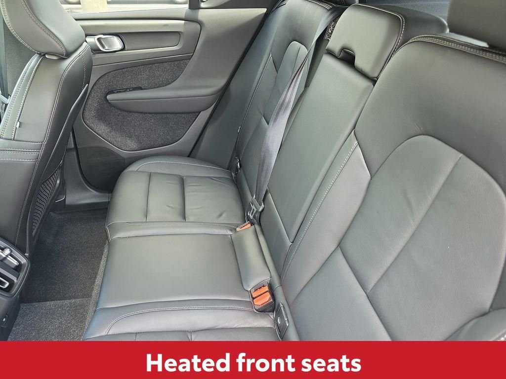 2023 Volvo XC40 Plus - Photo 19