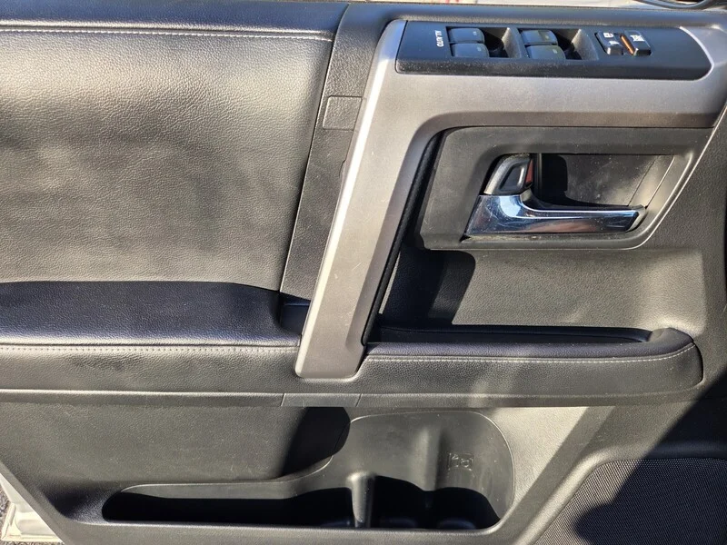 Used 2024 Classic Silver Metallic TOYOTA SR5 image 33