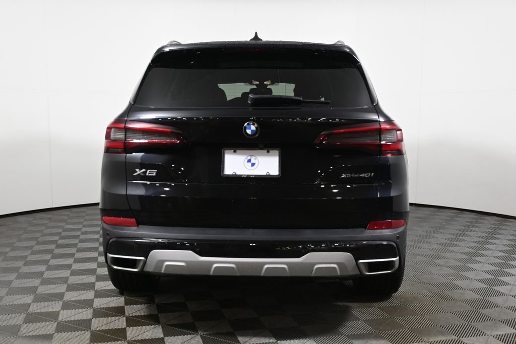 Used 2023 Black BMW xDrive40i image 6