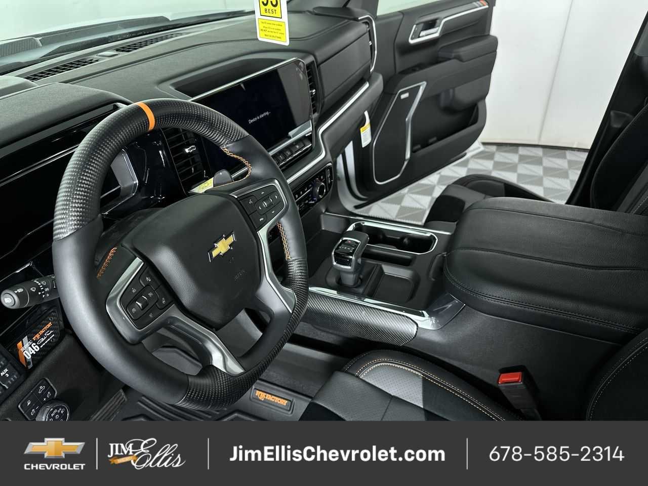 2025 Chevrolet Silverado 1500 LTZ - Photo 42