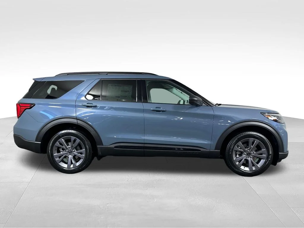 New 2026 Vapor Blue Metallic Ford Active image 11