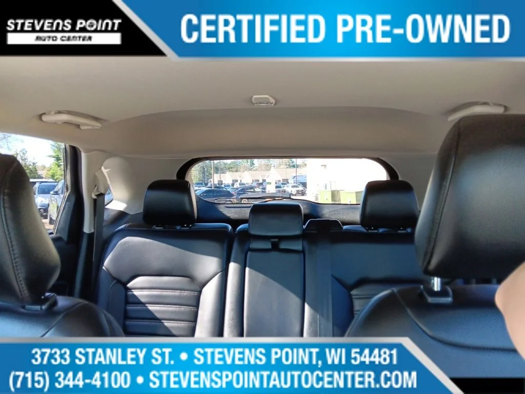 Used 2023 Rapid Red Metallic Tinted Clearcoat Ford SEL image 25