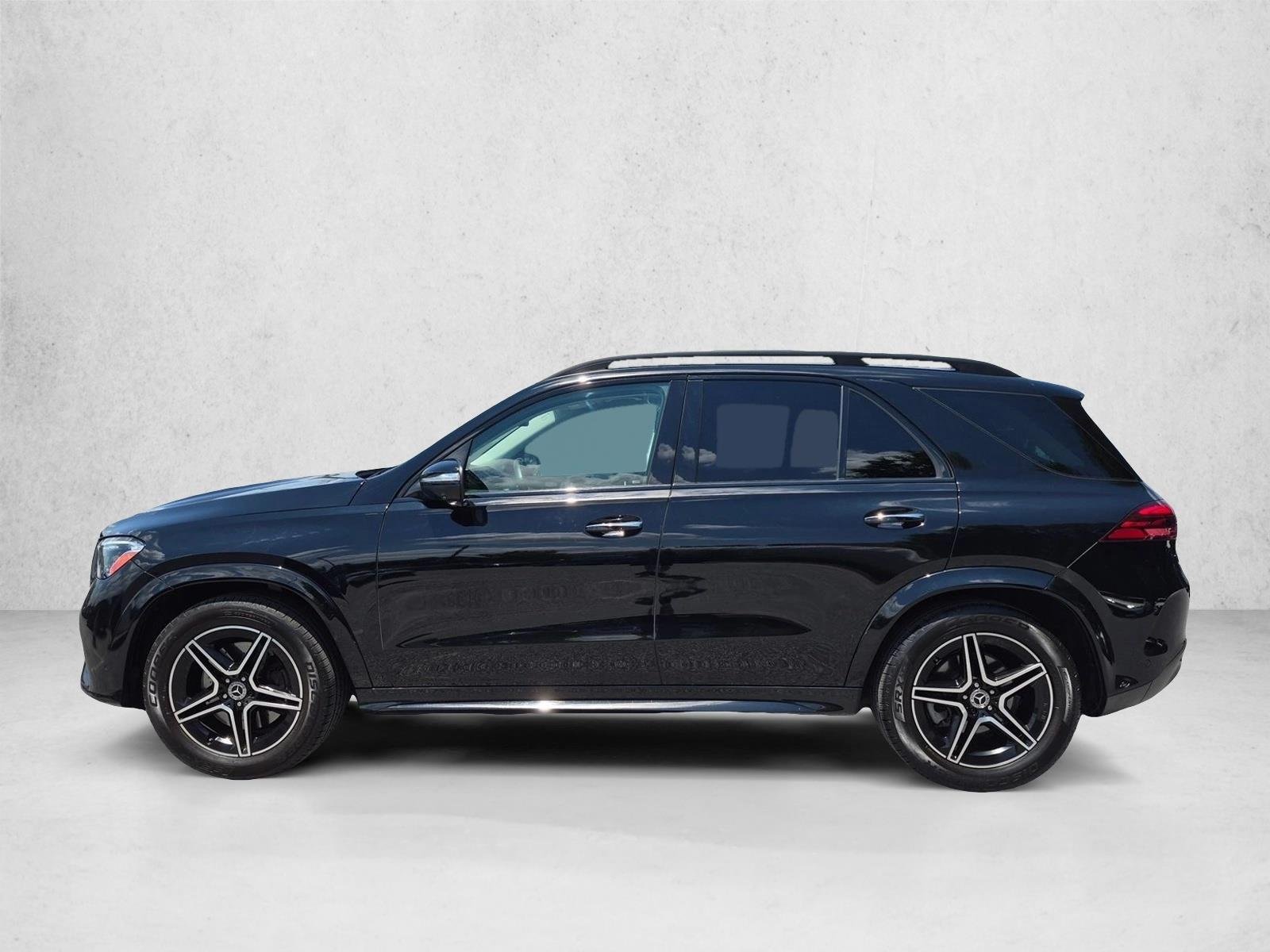 Used 2024 Black Mercedes-Benz GLE 350 image 9