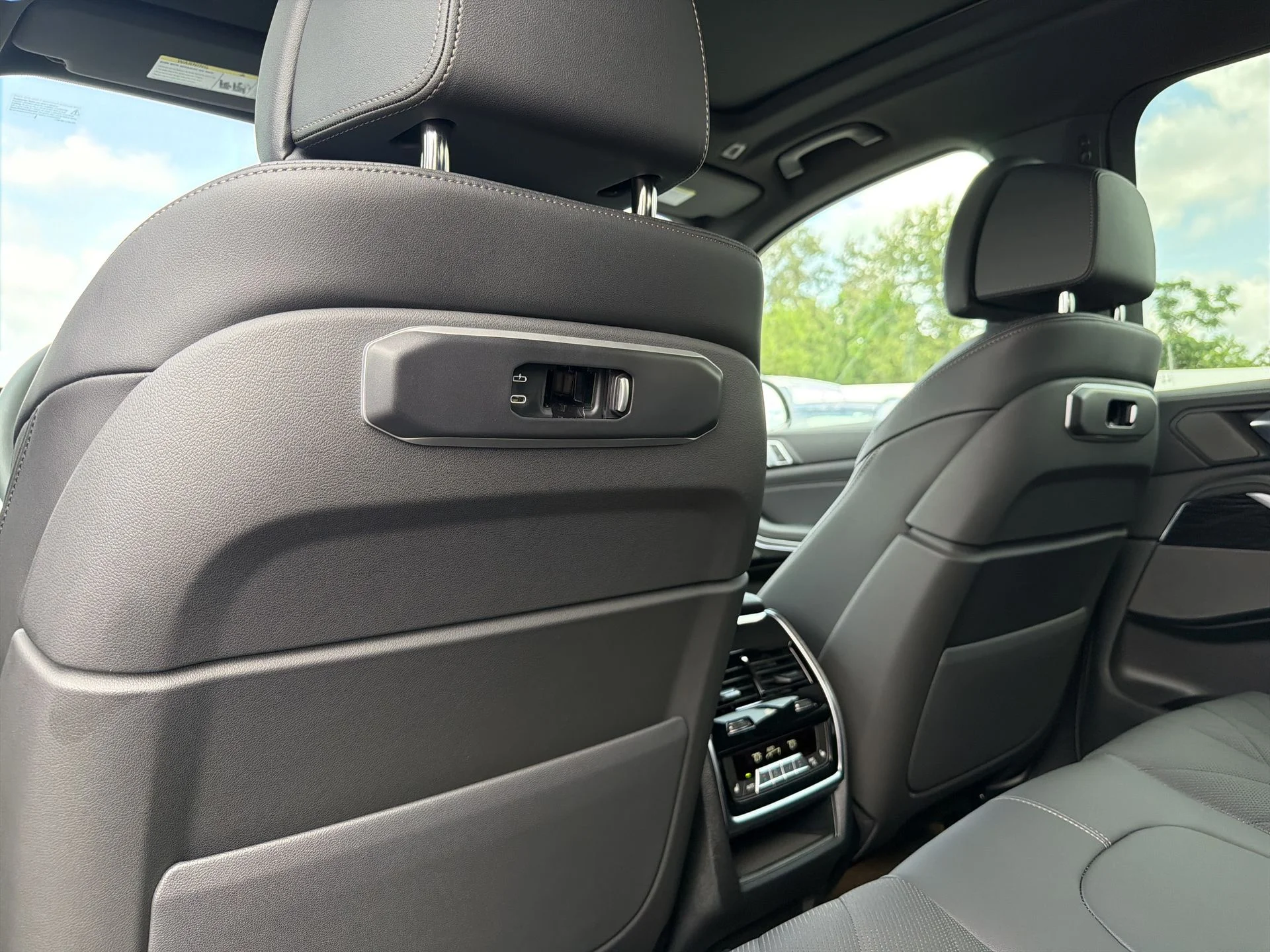 New 2026 Brooklyn Grey Metallic BMW xDrive40i image 21