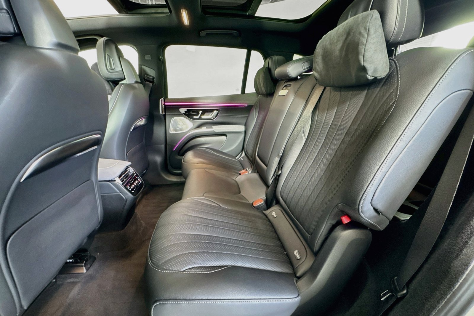 New 2026 MANUFAKTUR Alpine Grey Mercedes-Benz EQS 400 image 22