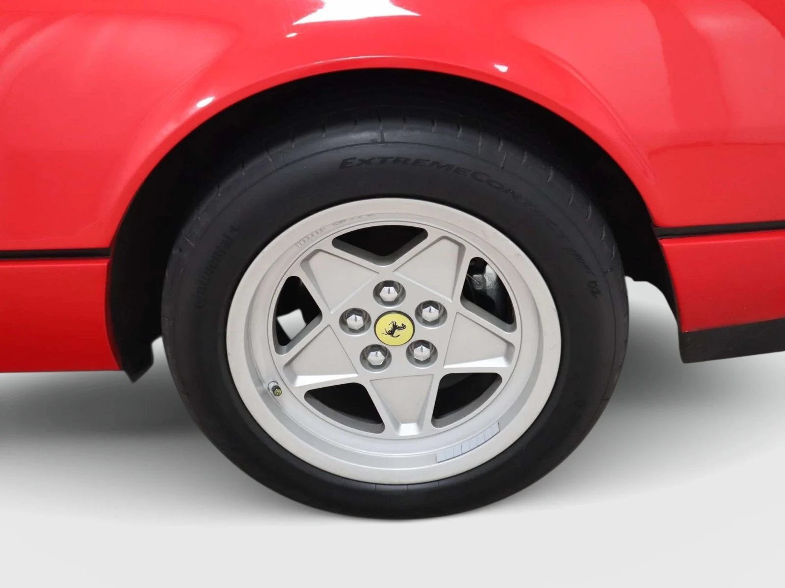 Used 1986  Ferrari  image 10