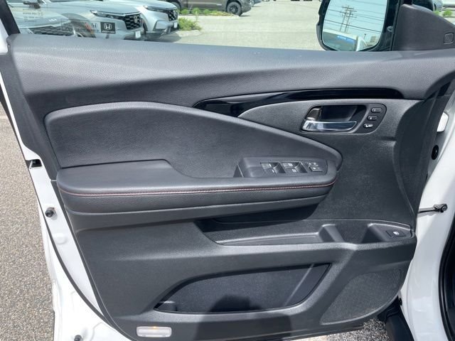 Used 2025 White Honda Black Edition image 16