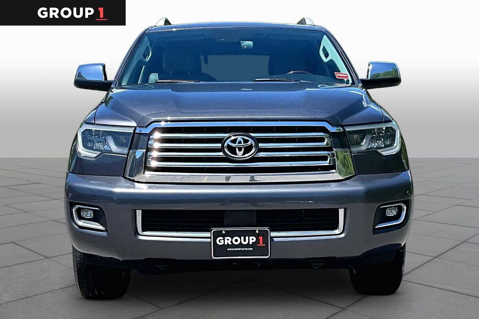 Certified Used 2019 Magnetic Gray Metallic Toyota Platinum image 4
