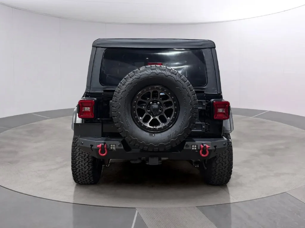 Used 2021 Black Jeep Unlimited Rubicon image 4
