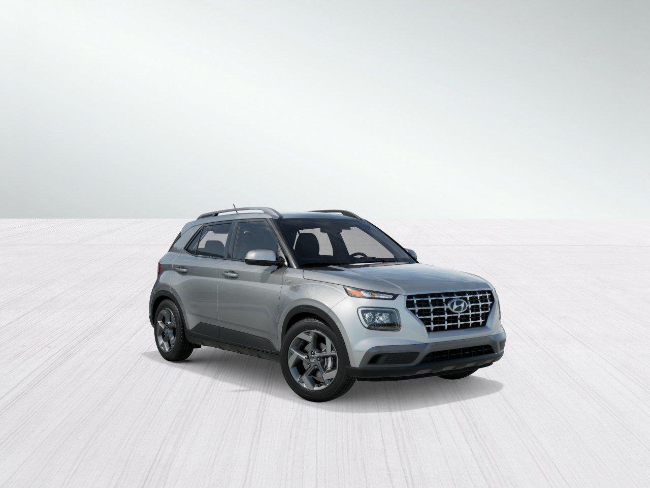 New 2026 Shimmering Silver Hyundai SEL image 2