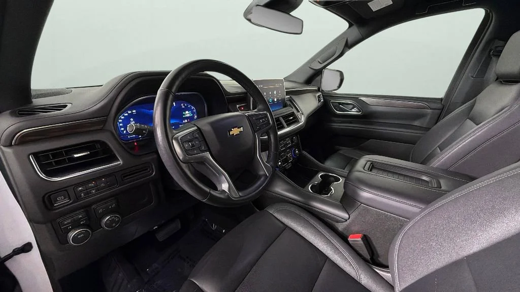 Used 2023 Summit White Chevrolet LT image 18