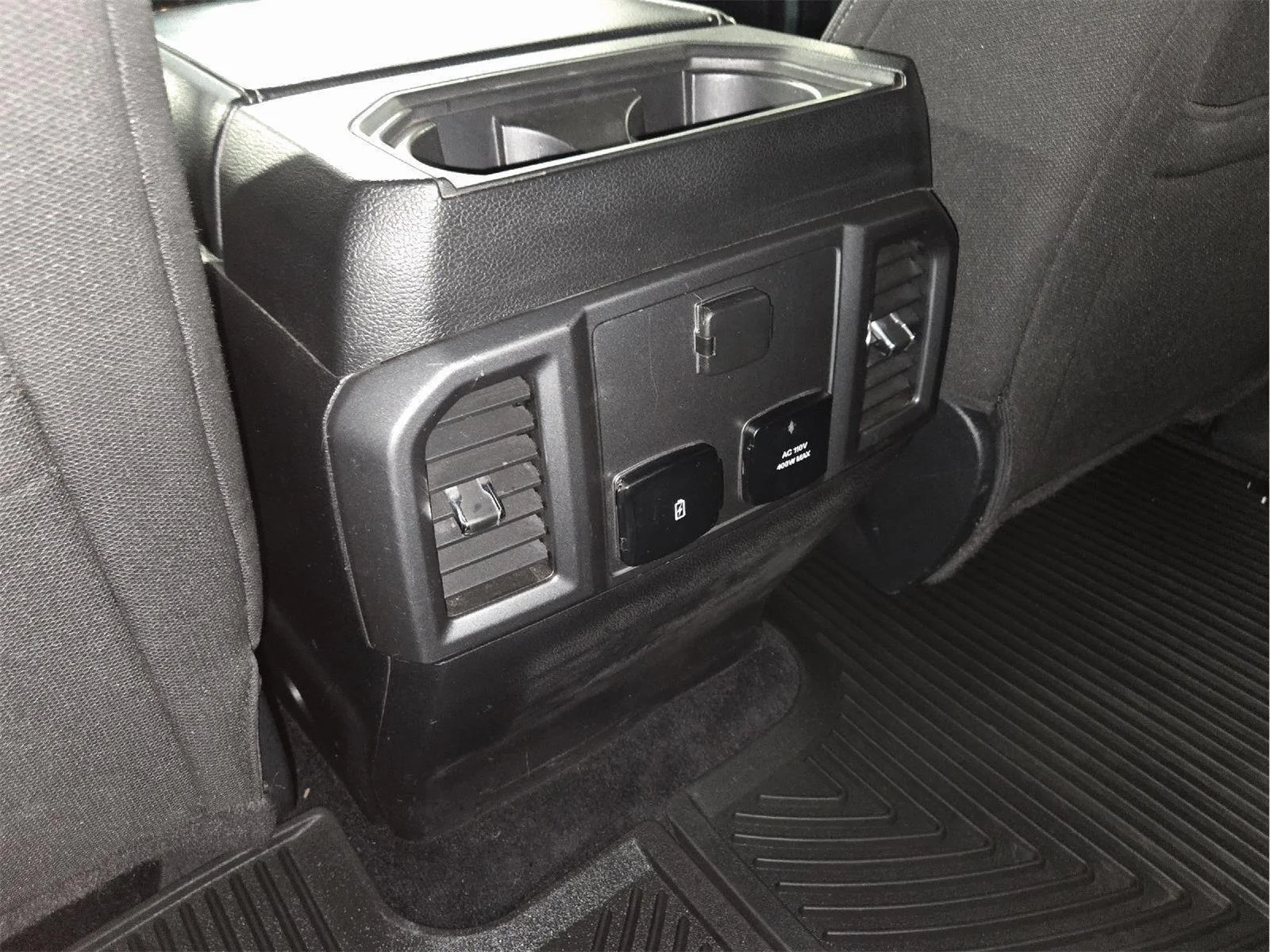 Used 2017 Oxford White Ford XLT image 35