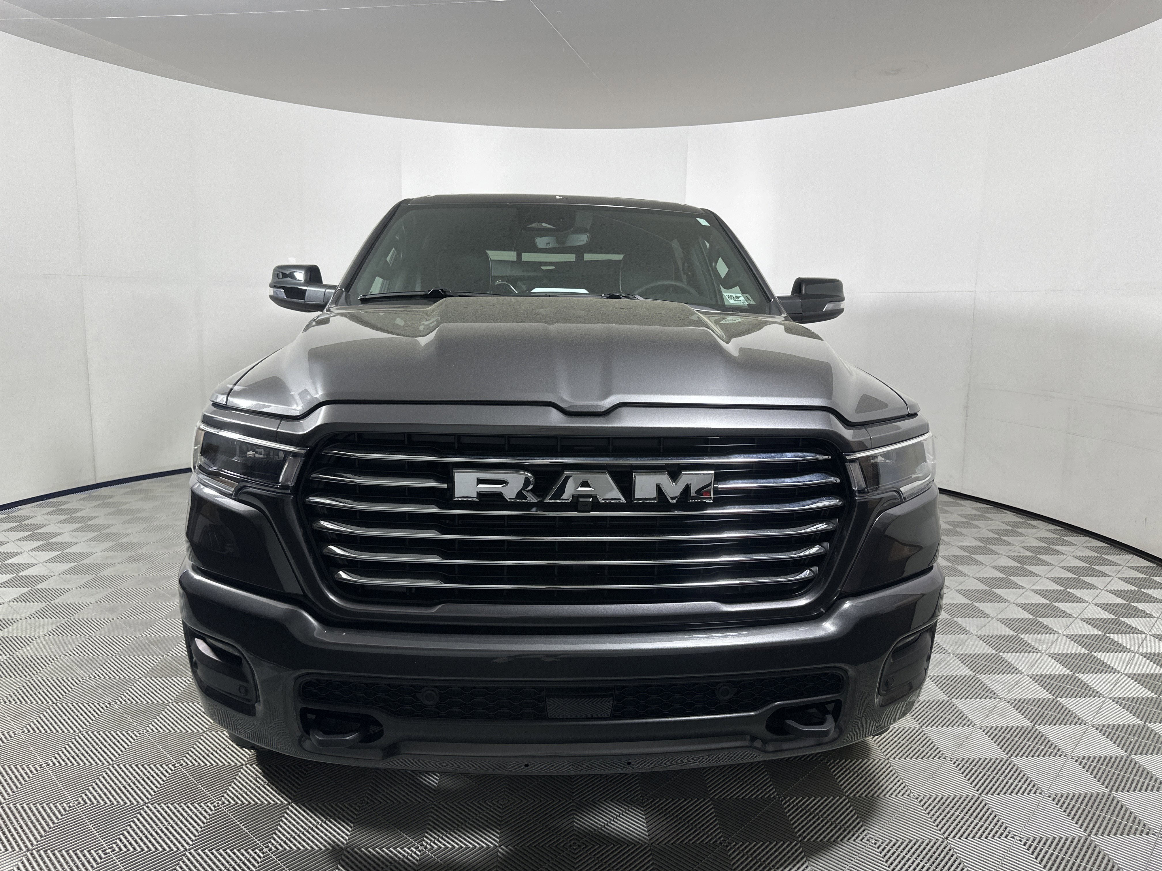 New 2026 Granite Crystal Metallic Clear-Coat Exterior Paint RAM Laramie image 2