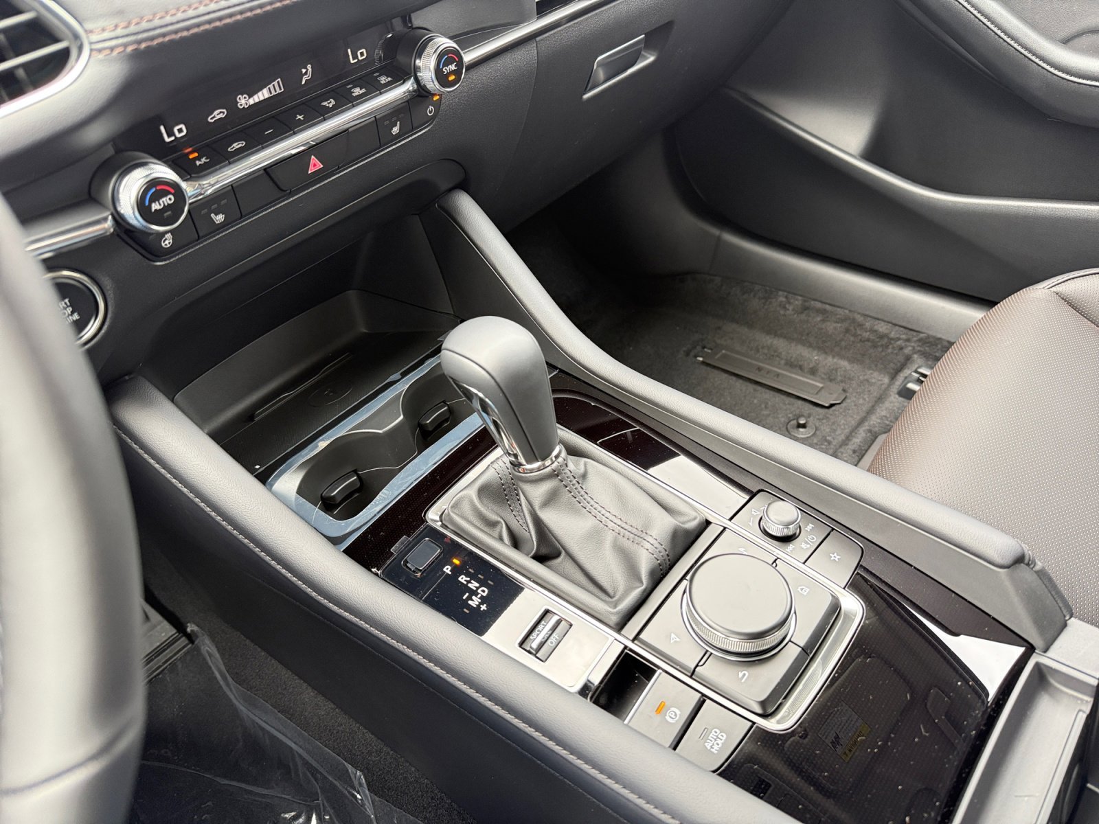 2026 Mazda Mazda3 Turbo Premium Plus - Photo 13