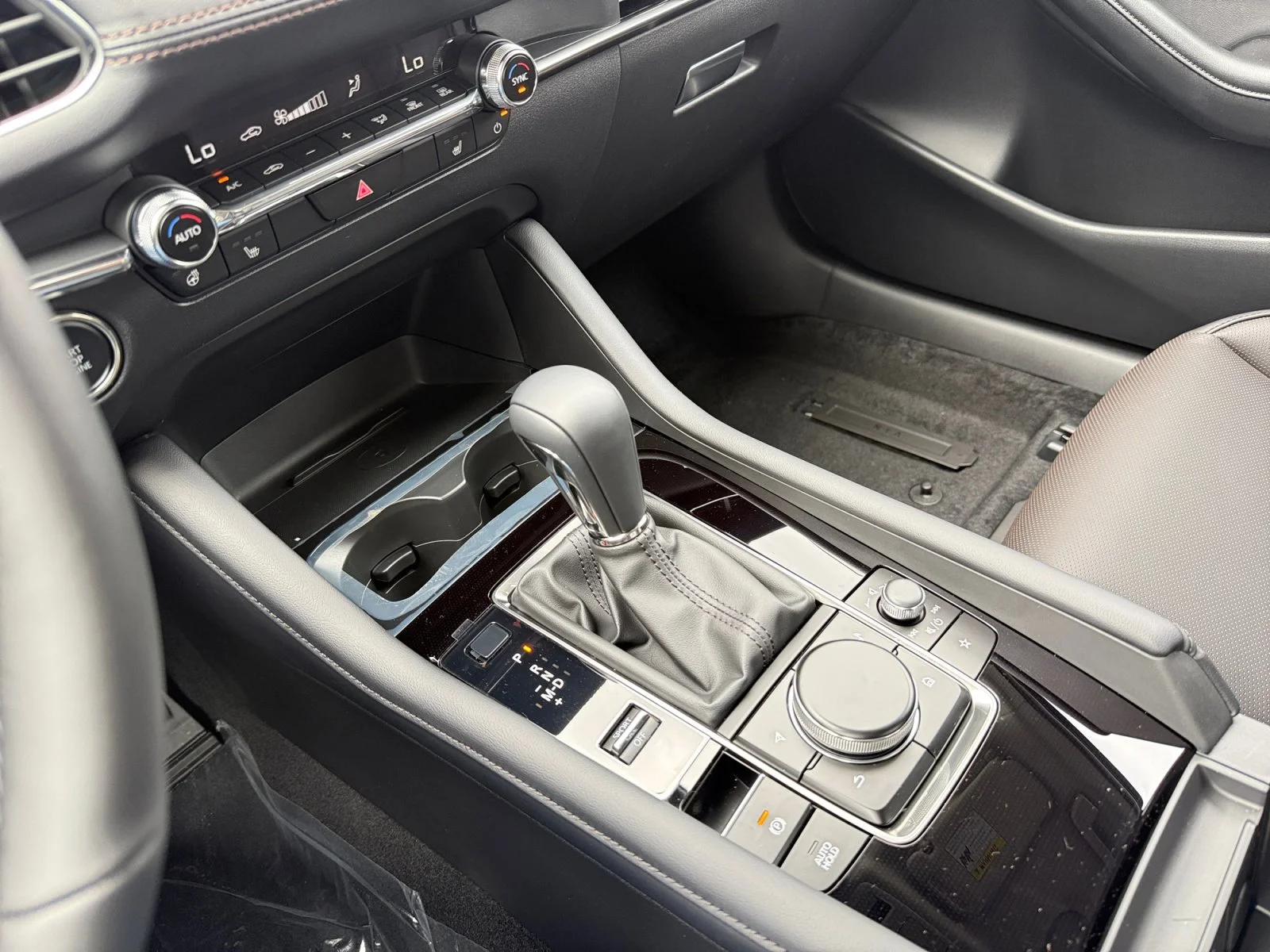 2026 Mazda Mazda3 Turbo Premium Plus - Photo 13