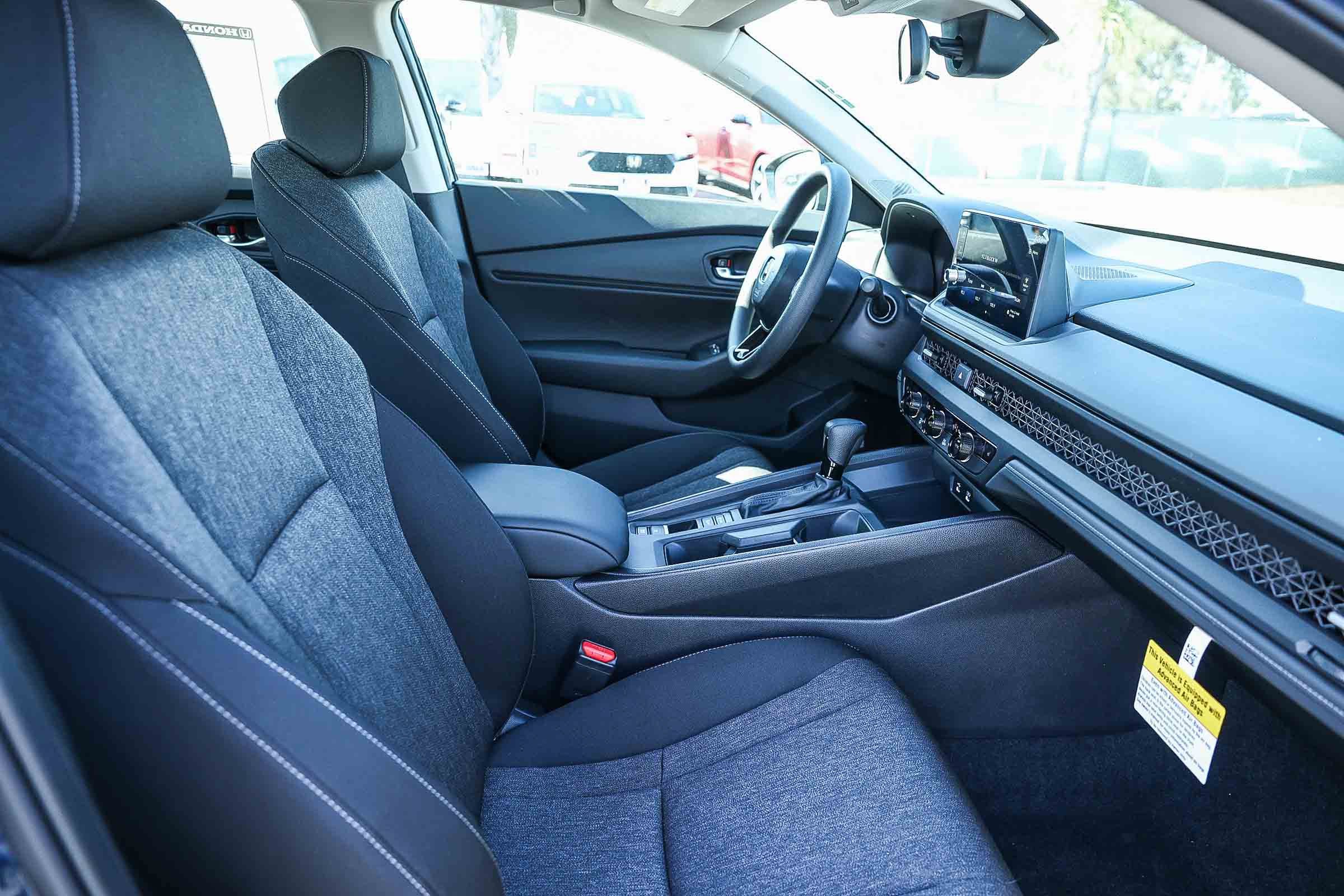New 2026 Crystal Black Pearl Honda SE CVT image 18