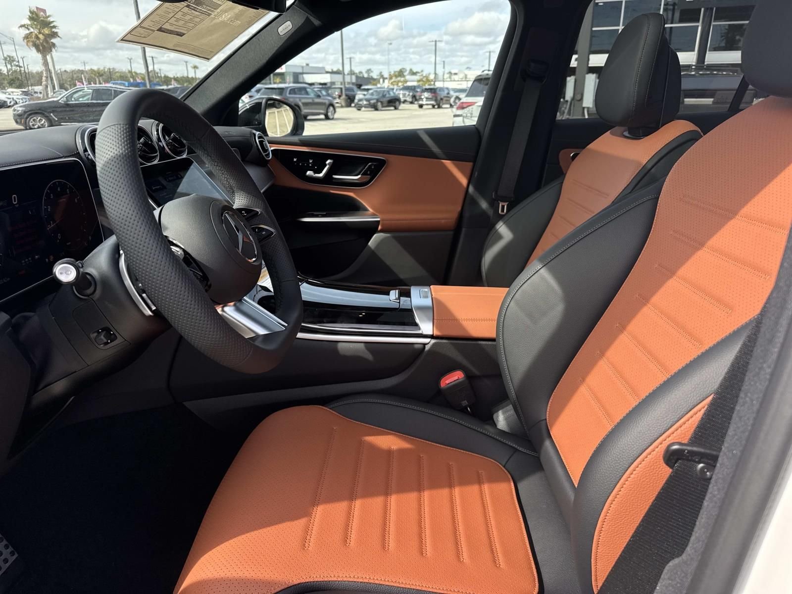 2026 Mercedes-Benz GLC Base - Photo 8