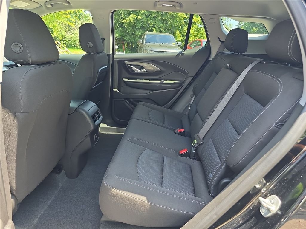 Used 2024 Black GMC SLE image 16