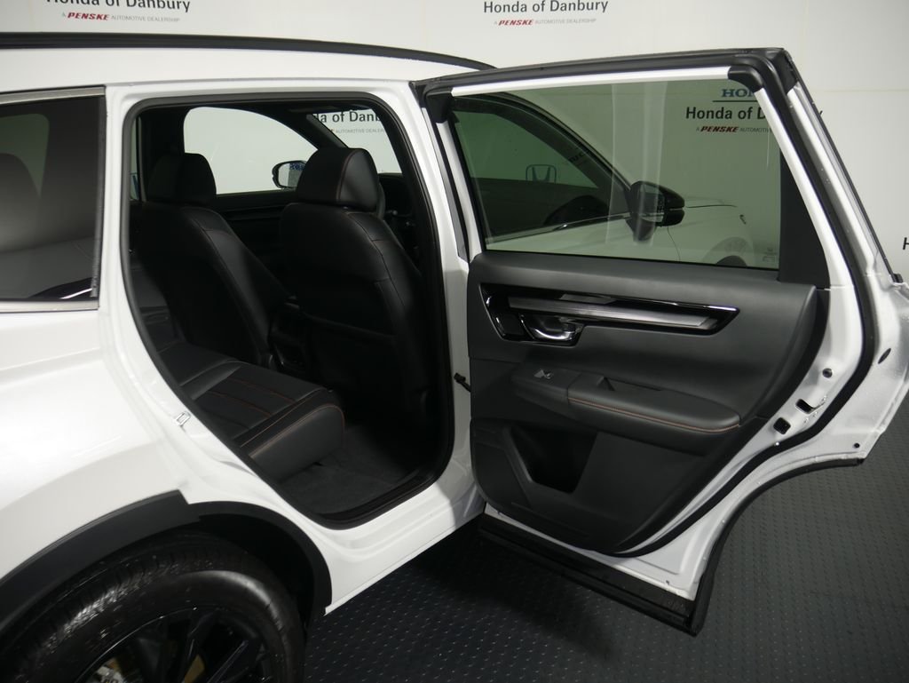 New 2026 Platinum White Pearl Honda AWD Sport Touring Hybrid image 7