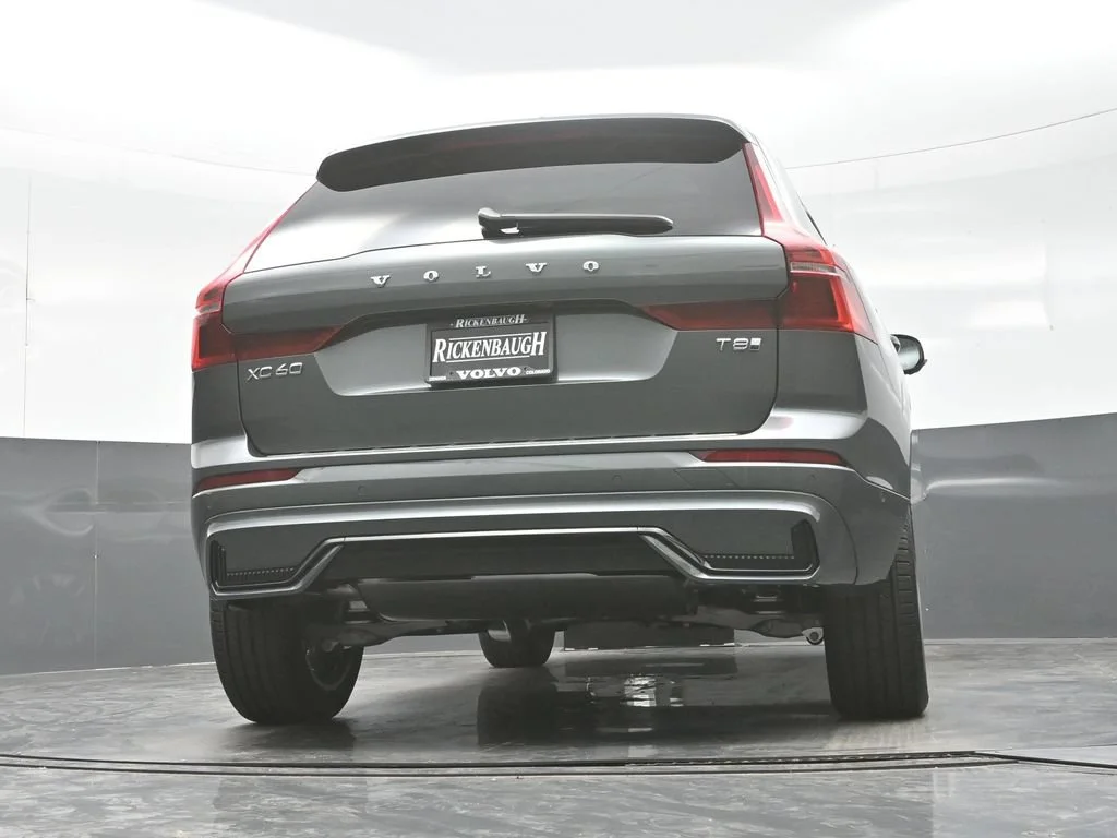 New 2027 Forest Lake Volvo T8 Plus image 24