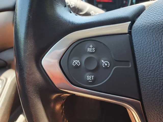 Used 2018 Silver Chevrolet LT image 22