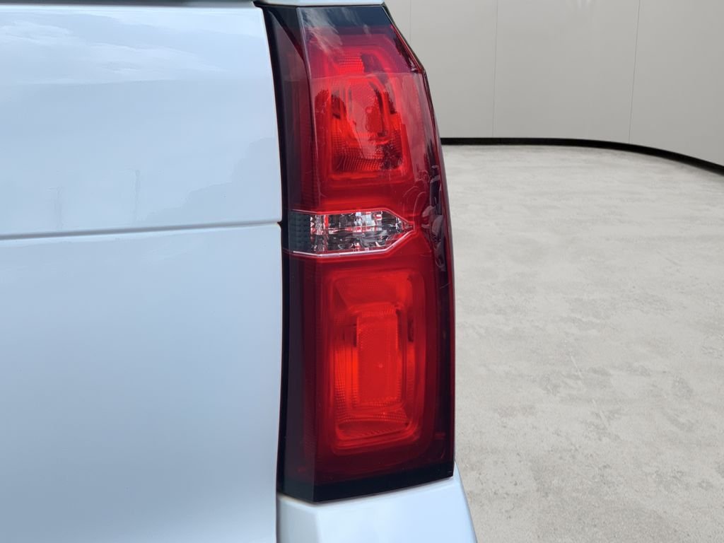 Used 2016 Summit White Chevrolet LT image 13