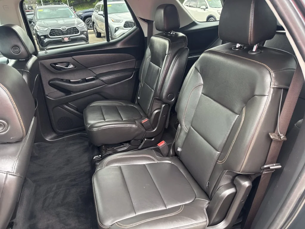 Used 2020 Gray Chevrolet 3LT image 36
